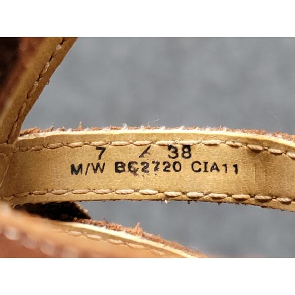 BOC Born Concept Women's Leather Floral Platform Slingback Sandals Brown Sz 7 - Picture 12 of 12